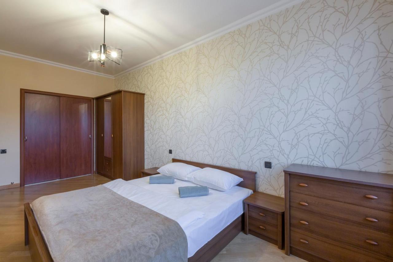 Umba Apartment N4 - Balcony And Mount Ararat View Erivan Dış mekan fotoğraf